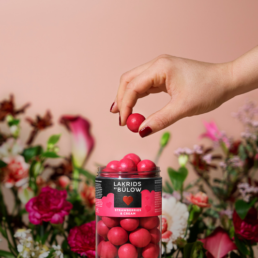 Lakrids Love Strawberries & Cream - Sweet Liquorice Coated in Strawberries,Cream and White Chocolate