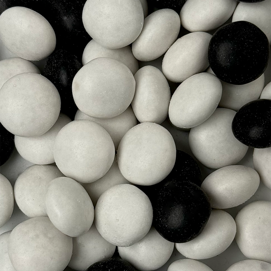Salmiak Drops - Black & White Liquorice Drops with Salmiak Filling