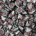 Black Jacks – zähe schwarze Bonbons mit Anisgeschmack 